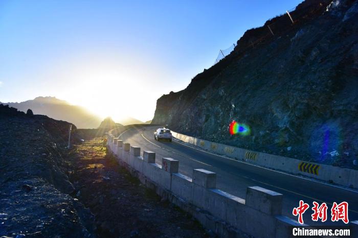 肅祁公路全線通車：地跨甘青兩地縱貫祁連山國家公園