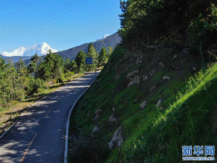 （新華視界）（2）鳥瞰派墨農村公路